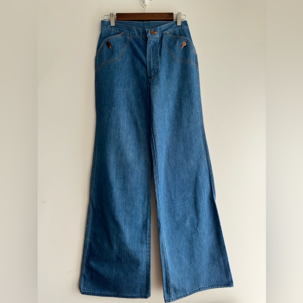 70s Vintage Medium Wash 100% Cotton Sanforset Wide Leg Wranglers Made in the USA